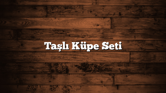 Taşlı Küpe Seti
